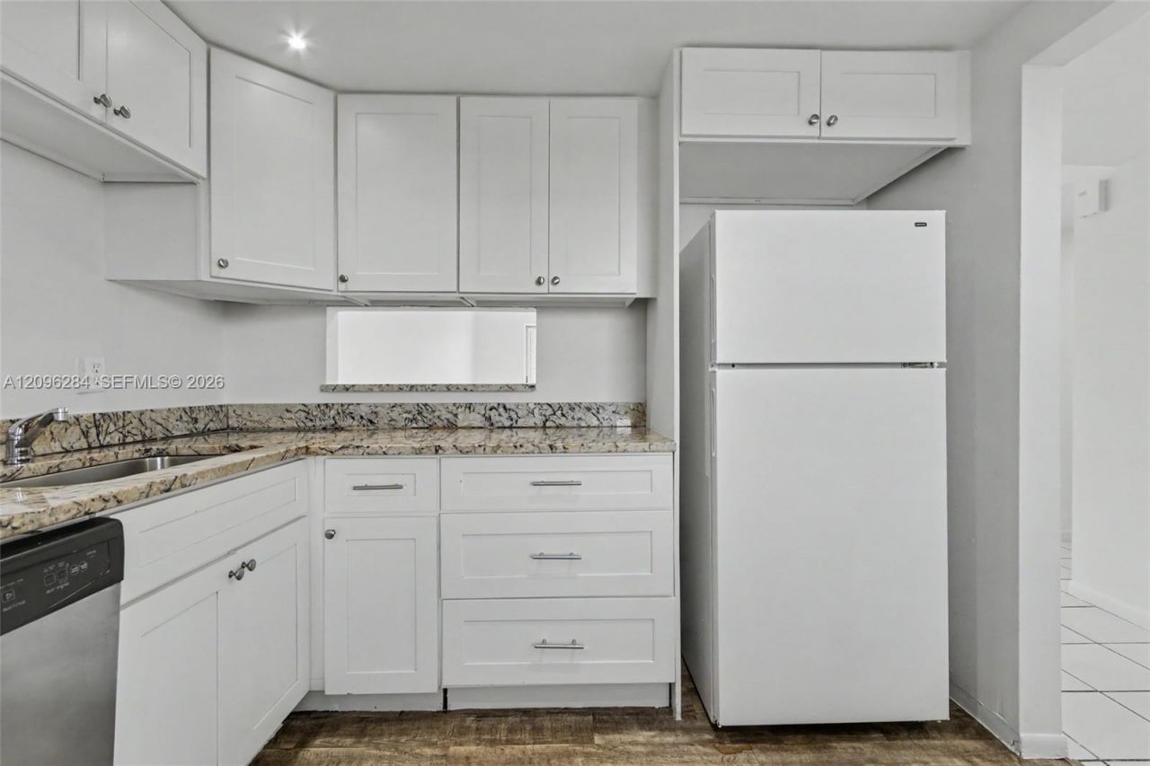 4700 Washington St , Unit 502, Hollywood, FL 33021 Photo