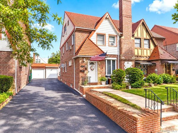 189-33 46th Avenue , Flushing, NY 11358