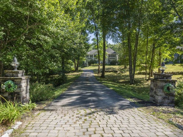 34 Glance Road, Windham, NH 03087