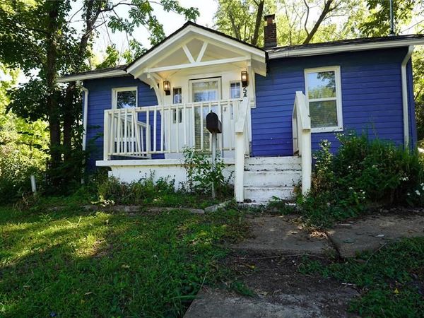 5464 Helen Avenue, St Louis, MO 63136