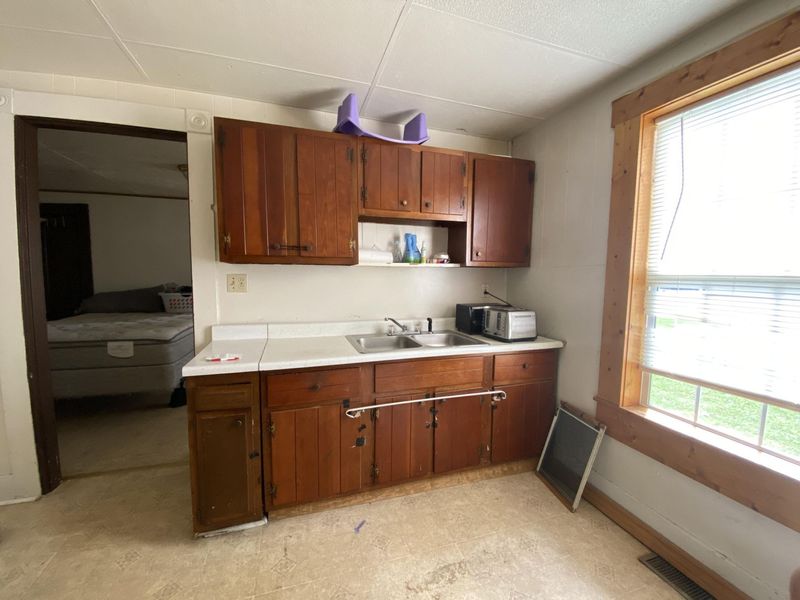 900 W Water Street, Piqua, OH 45356 Photo 9