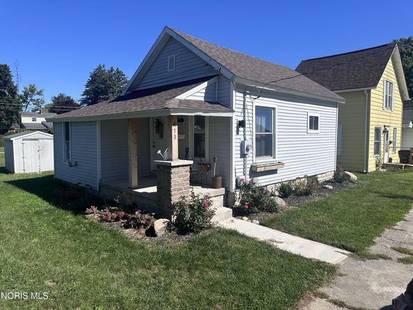 413 E Madison Street , Montpelier, OH 43543