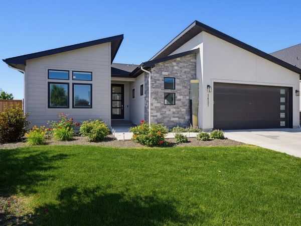 1457 W Tenzing St, Nampa, ID 83686