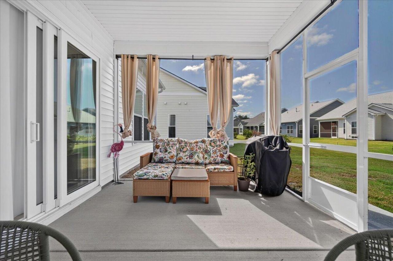 143 Summerwind Drive Photo 18