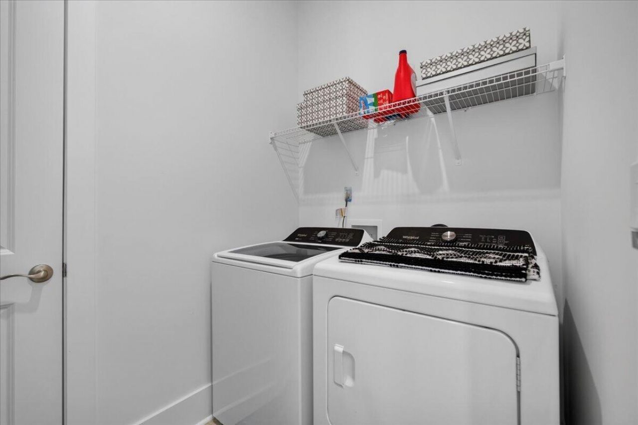 143 Summerwind Drive Photo 23