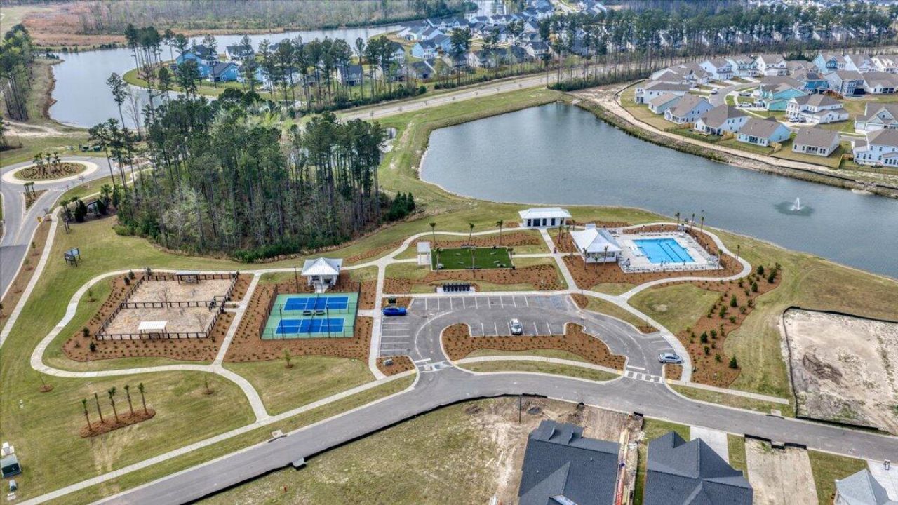 143 Summerwind Drive Photo 26