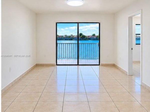 5580 W 26th Ct , Unit 102, Hialeah, FL 33016