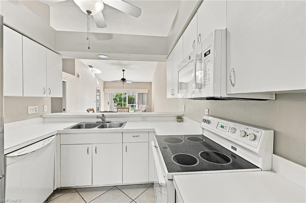 10808 King George Ln, Unit 2602, Naples, FL 34109 Photo