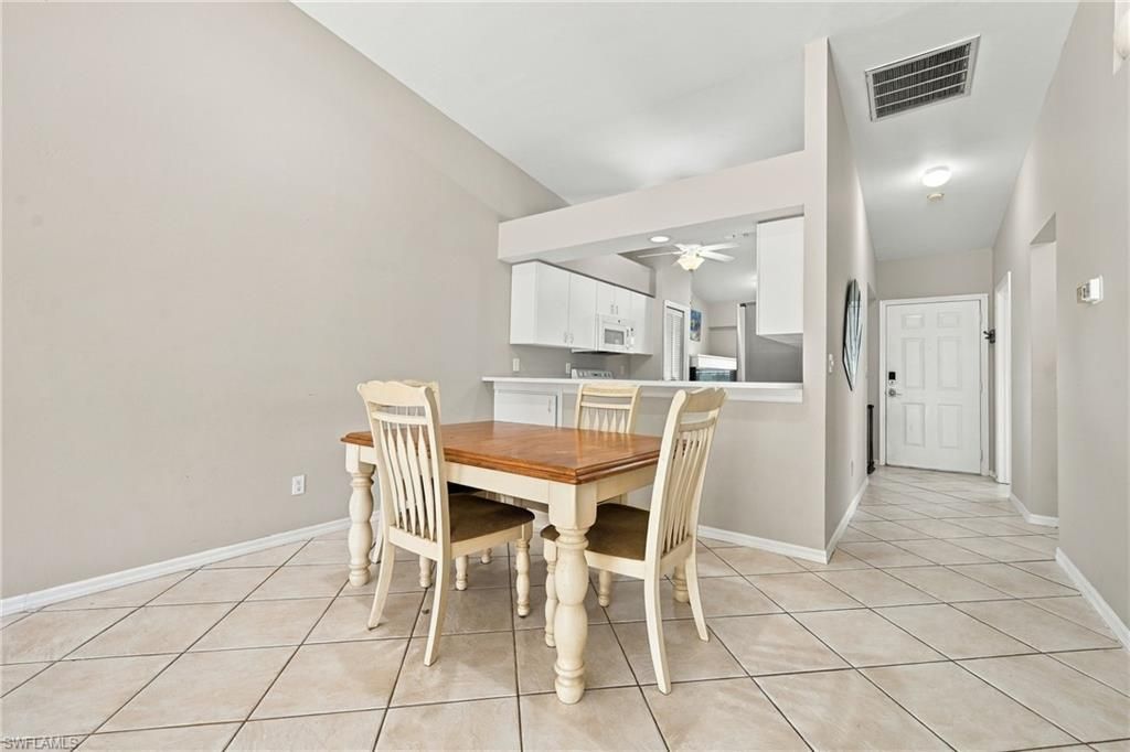 10808 King George Ln, Unit 2602, Naples, FL 34109 Photo
