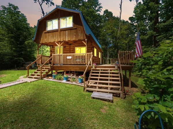 14978 Cohagen Road , Logan, OH 43138