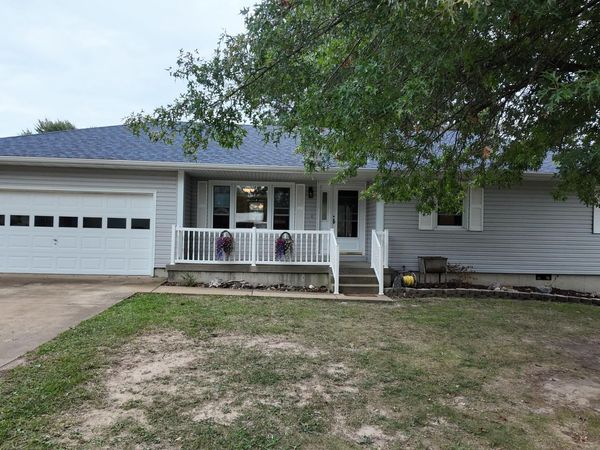 18663 Crawford Street , Preston, MO 65732