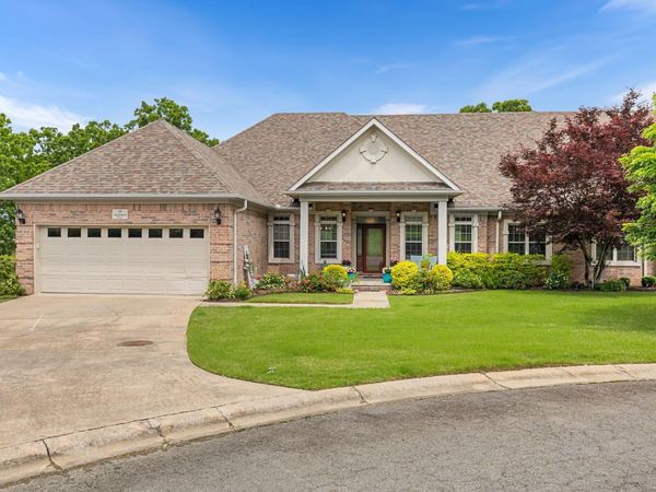 26 Algonquin Drive , Cabot, AR 72023