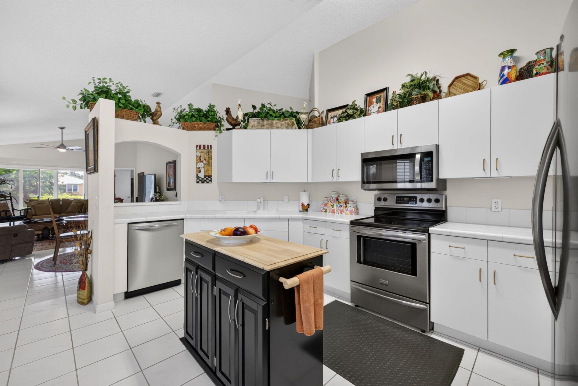 1110 NW Lombardy Drive, Port Saint Lucie, FL 34986 Photo