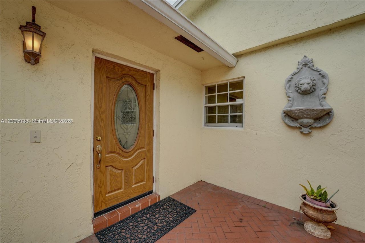 2403 SW 58th Mnr , Unit 1, Fort Lauderdale, FL 33312 Photo