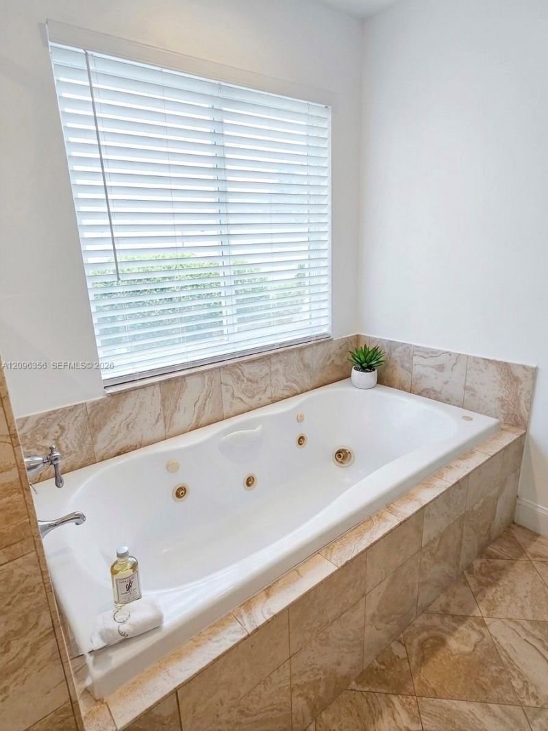 14863 SW 152nd Pl, Miami, FL 33196 Photo