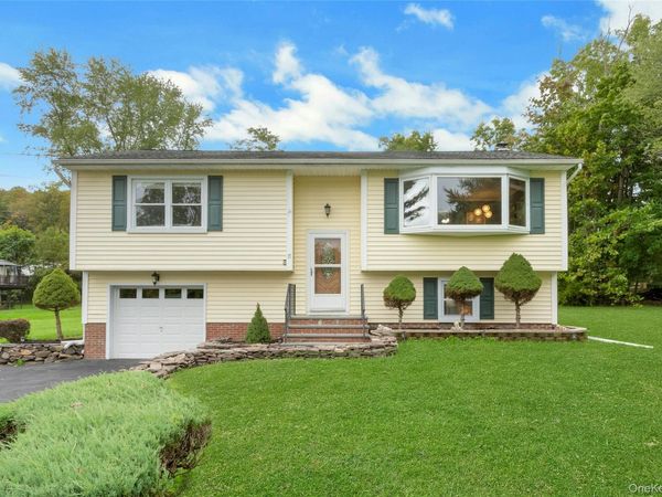 17 Hunter Street, Highland Mills, NY 10930