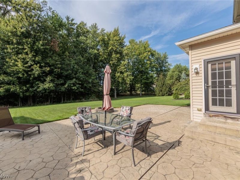 27078 Waterside Drive, Olmsted Township, OH 44138 Photo 49