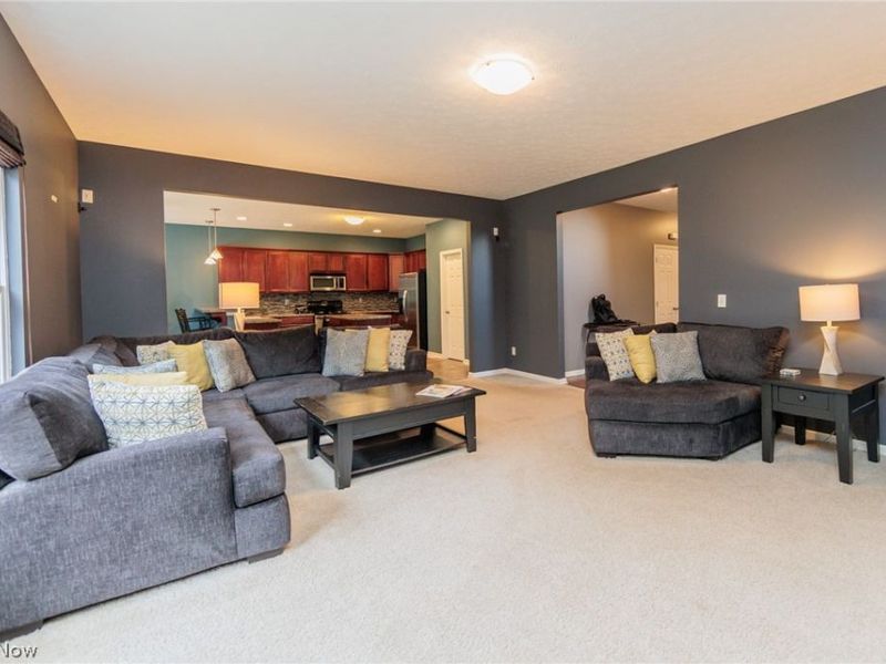 27078 Waterside Drive, Olmsted Township, OH 44138 Photo 8