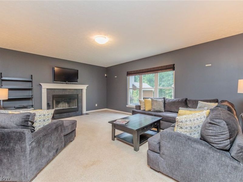 27078 Waterside Drive, Olmsted Township, OH 44138 Photo 9