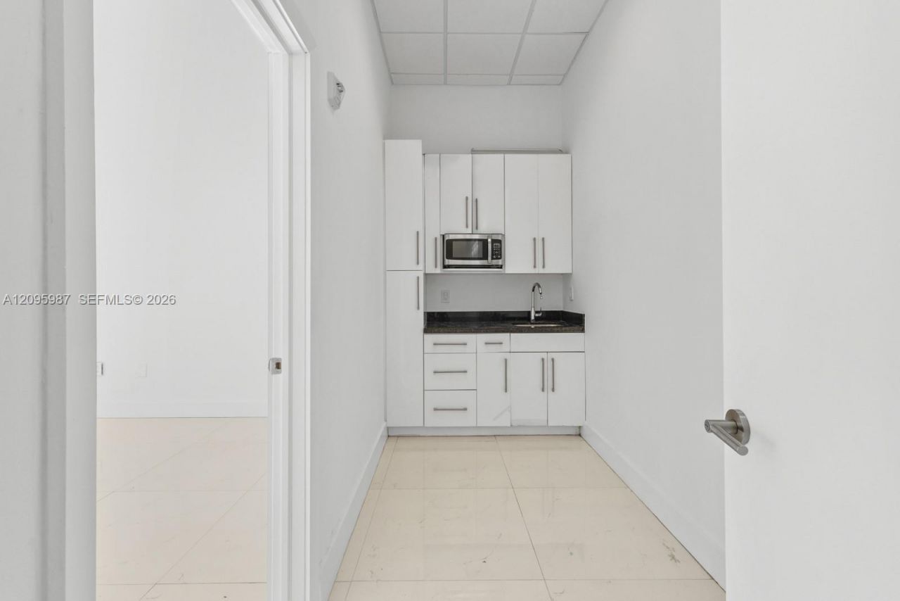 19370 Collins Ave , Unit CU-3, Sunny Isles Beach, FL 33160 Photo
