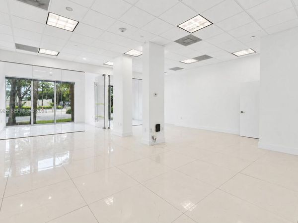 19370 Collins Ave , Unit CU-3, Sunny Isles Beach, FL 33160