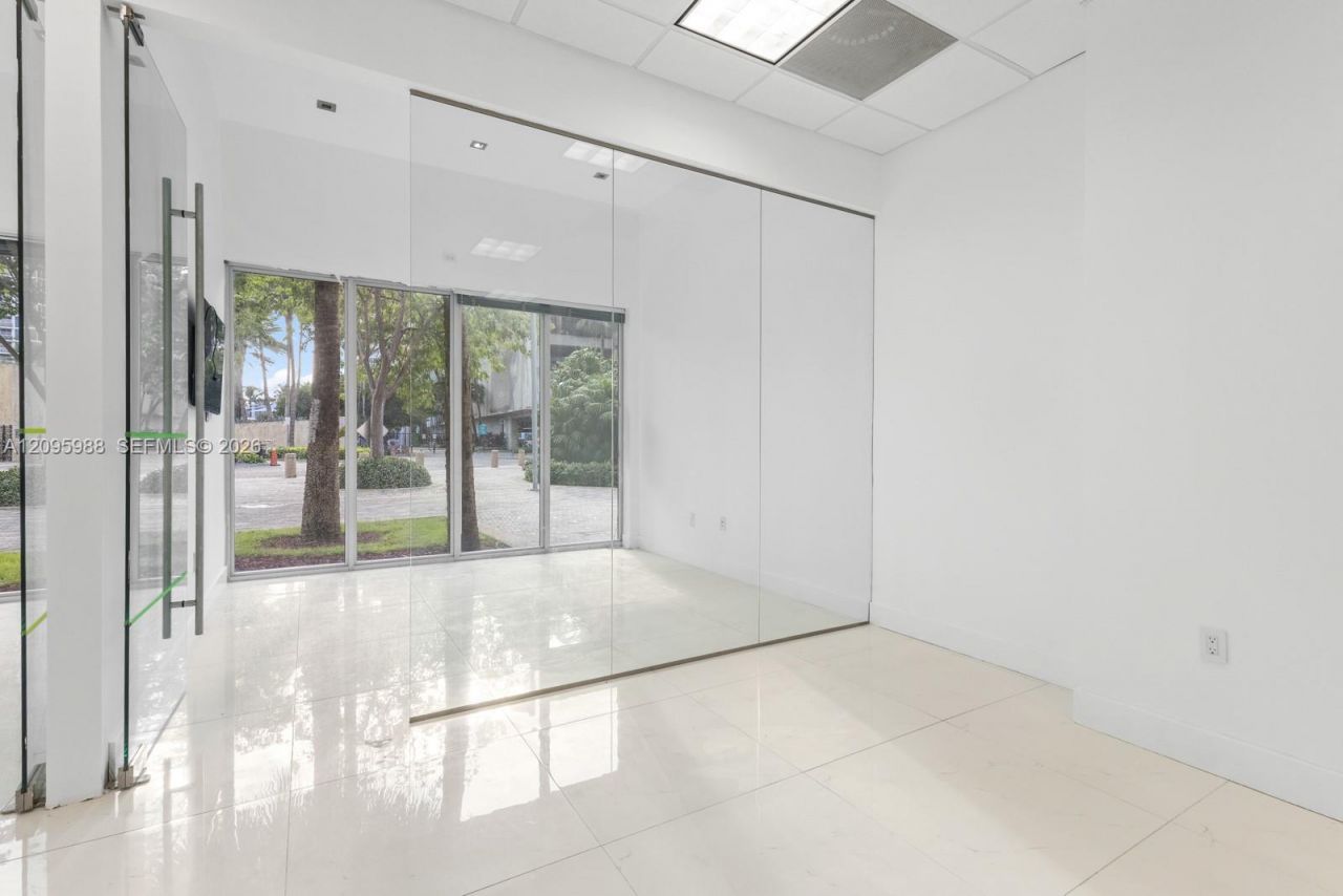 19370 Collins Ave , Unit CU-3, Sunny Isles Beach, FL 33160 Photo