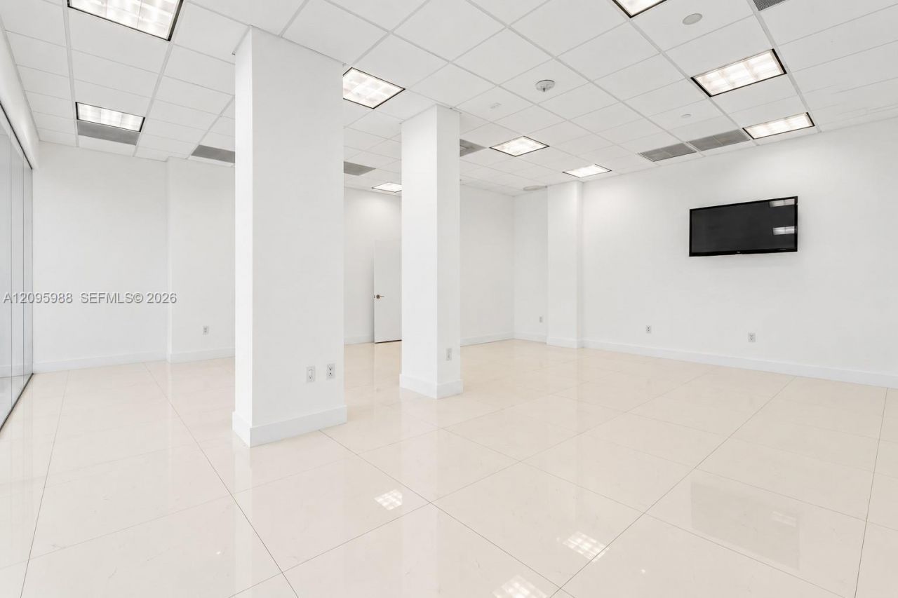 19370 Collins Ave , Unit CU-3, Sunny Isles Beach, FL 33160 Photo