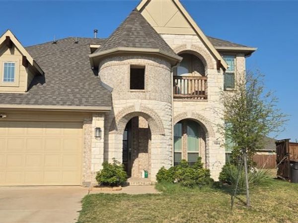 9104 Rock Nettle Drive, Fort Worth, TX 76131