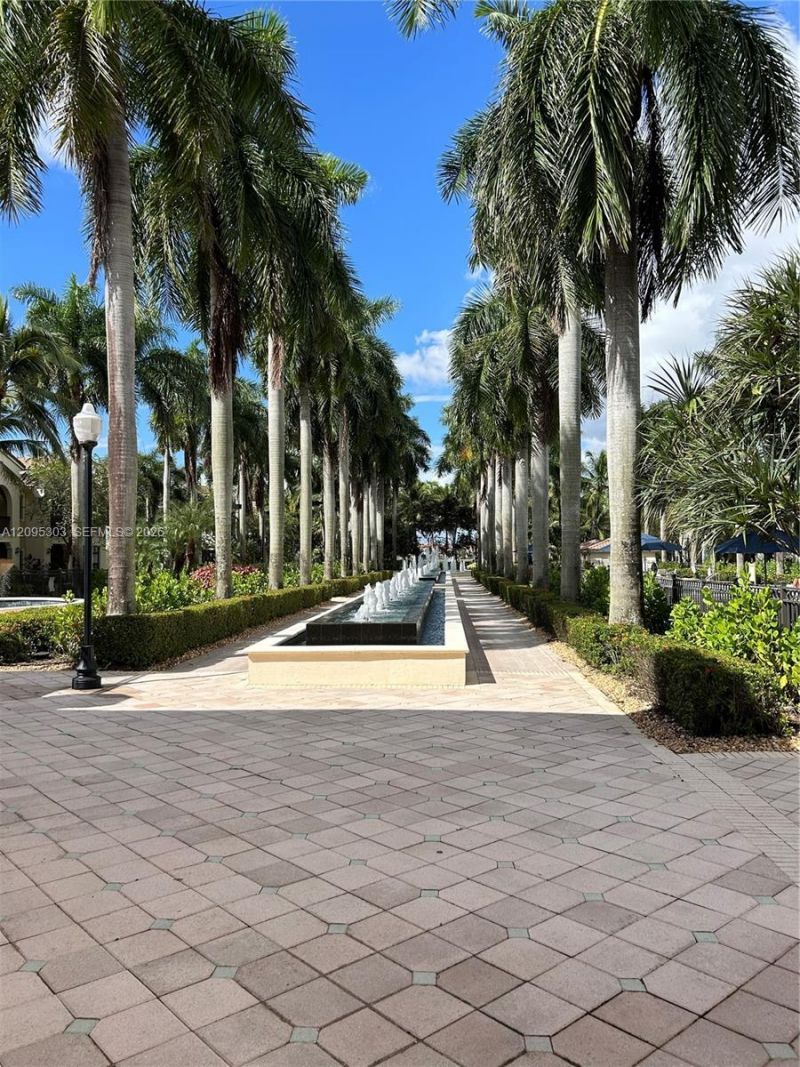 2979 NW 124th Way , Sunrise, FL 33323 Photo