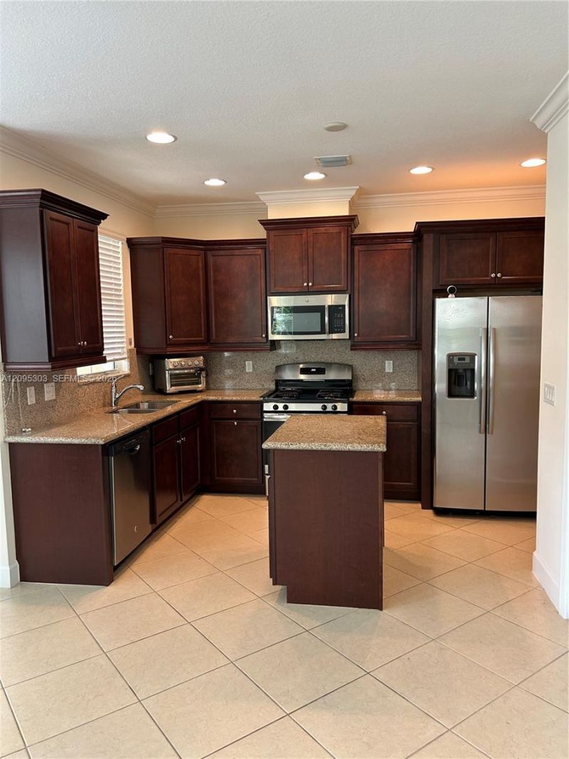 2979 NW 124th Way , Sunrise, FL 33323 Photo