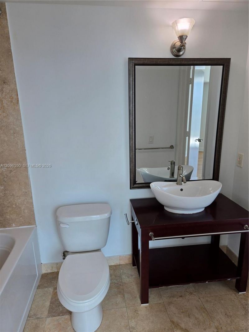 350 S Miami Ave, Unit 3708, Miami, FL 33130 Photo