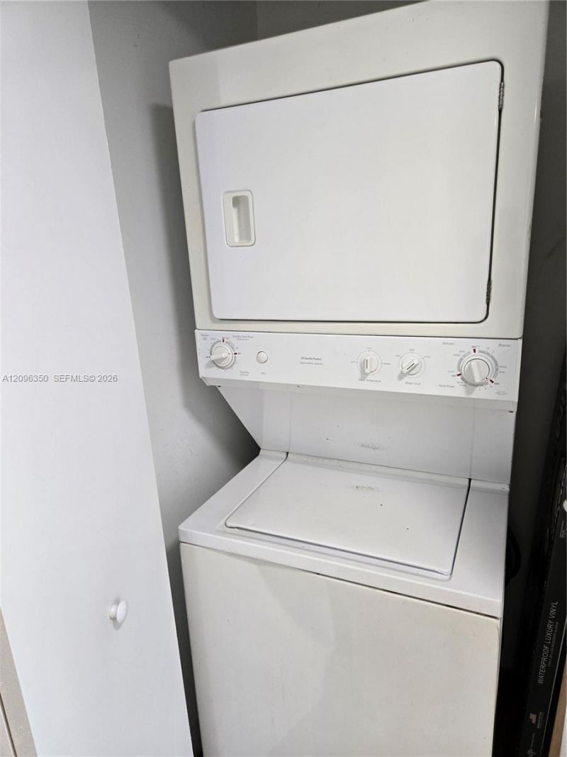 350 S Miami Ave, Unit 3708, Miami, FL 33130 Photo