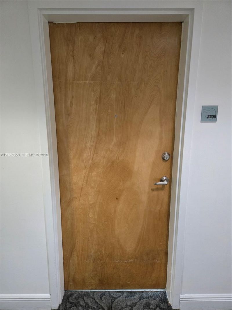 350 S Miami Ave, Unit 3708, Miami, FL 33130 Photo