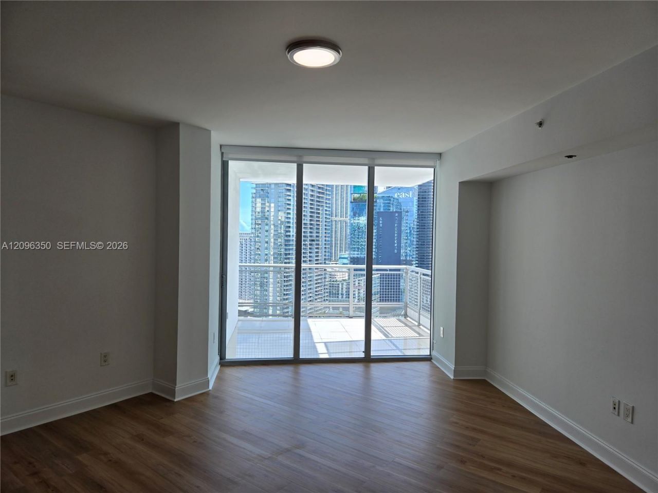 350 S Miami Ave, Unit 3708, Miami, FL 33130 Photo