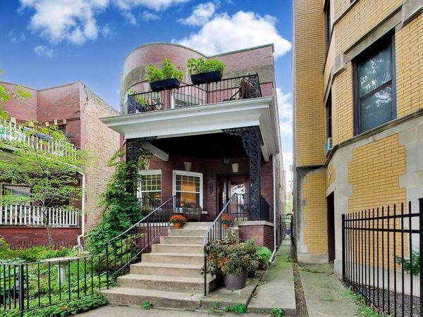 6252 N Lakewood Avenue , Chicago, IL 60660
