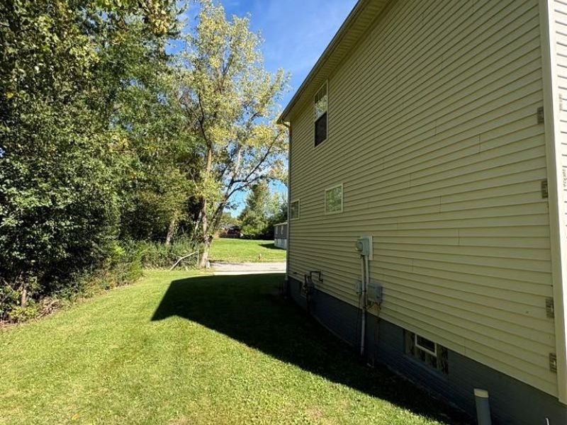 16200 Kollin Avenue, Cleveland, OH 44128 Photo 6