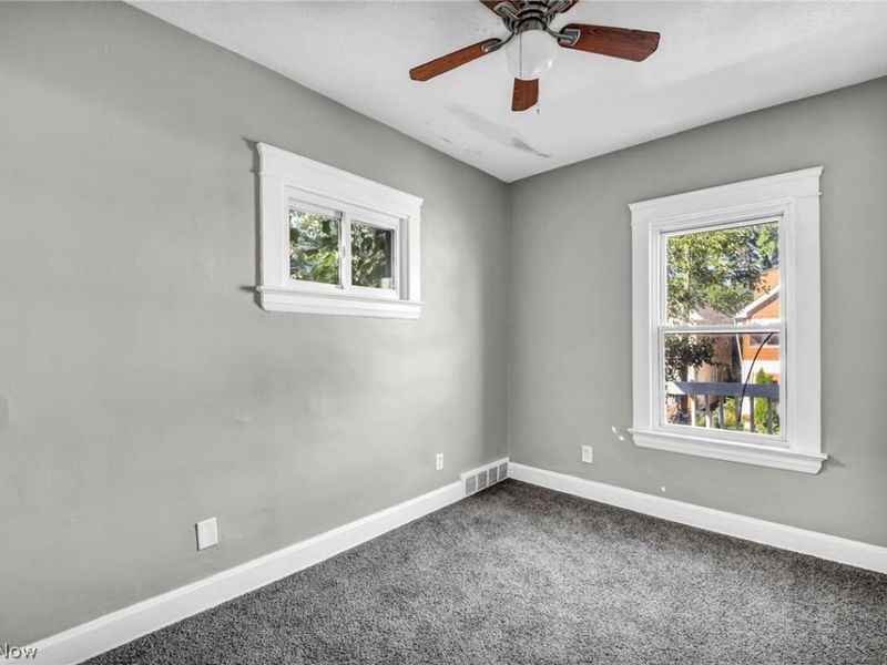 447 E 115 Street, Cleveland, OH 44108 Photo 31