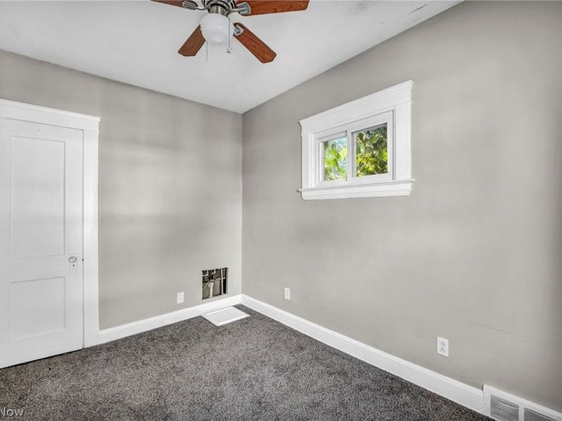 447 E 115 Street, Cleveland, OH 44108 Photo 32