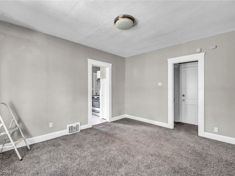 447 E 115 Street, Cleveland, OH 44108 Photo 35