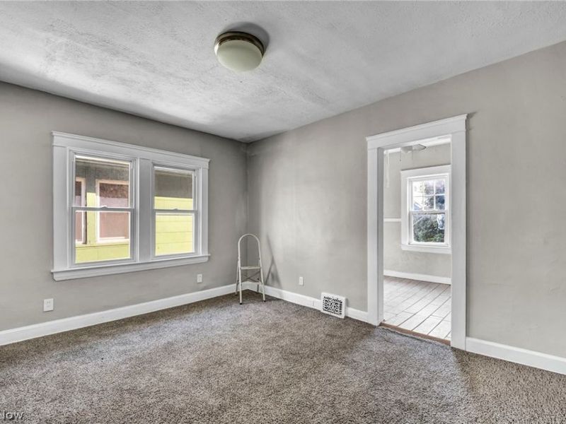 447 E 115 Street, Cleveland, OH 44108 Photo 36