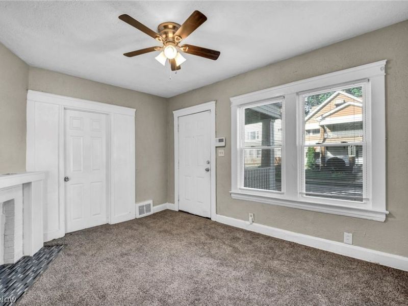 447 E 115 Street, Cleveland, OH 44108 Photo 7