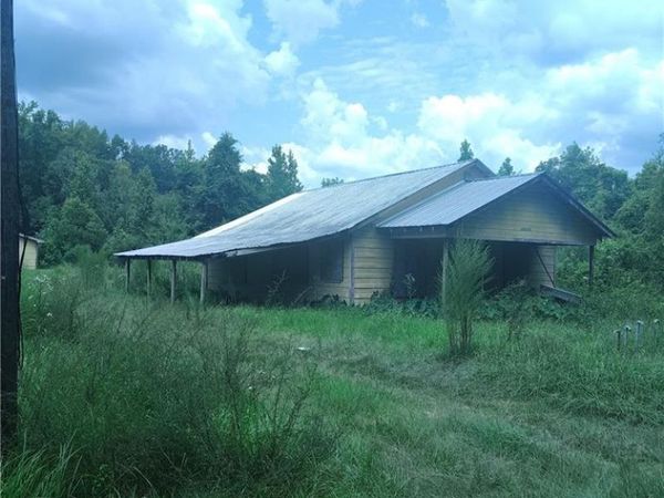 20283 TREE OF LIFE CHURCH Road , Bogalusa, LA 70427
