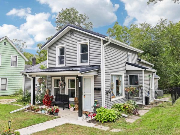 627 E Conant Street, Portage, WI 53901