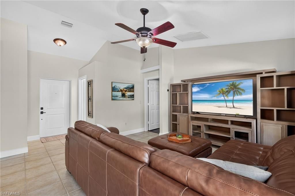 18502 Sunflower Rd, Fort Myers, FL 33967 Photo