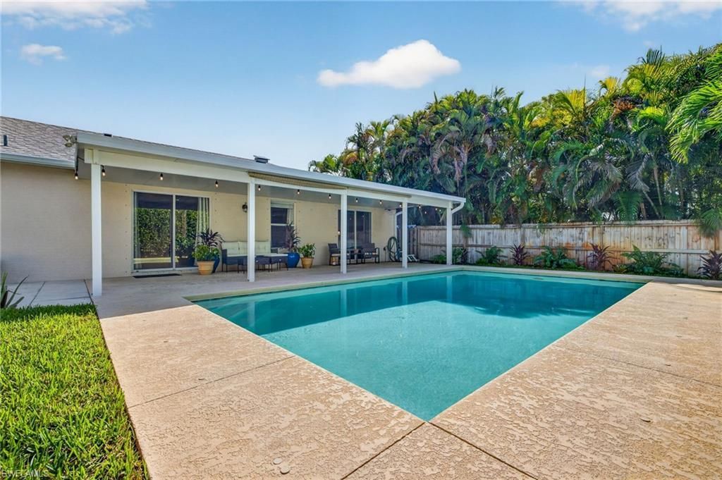 18502 Sunflower Rd, Fort Myers, FL 33967 Photo