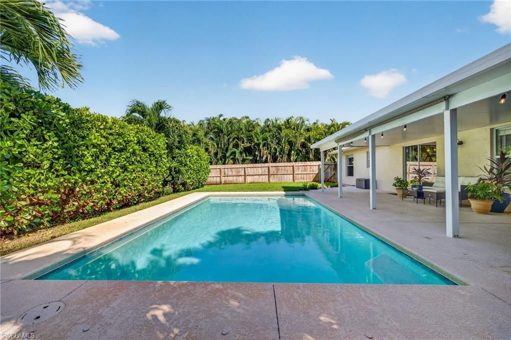 18502 Sunflower Rd, Fort Myers, FL 33967 Photo