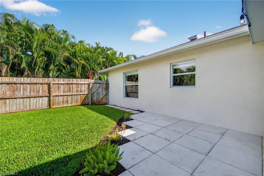 18502 Sunflower Rd, Fort Myers, FL 33967 Photo
