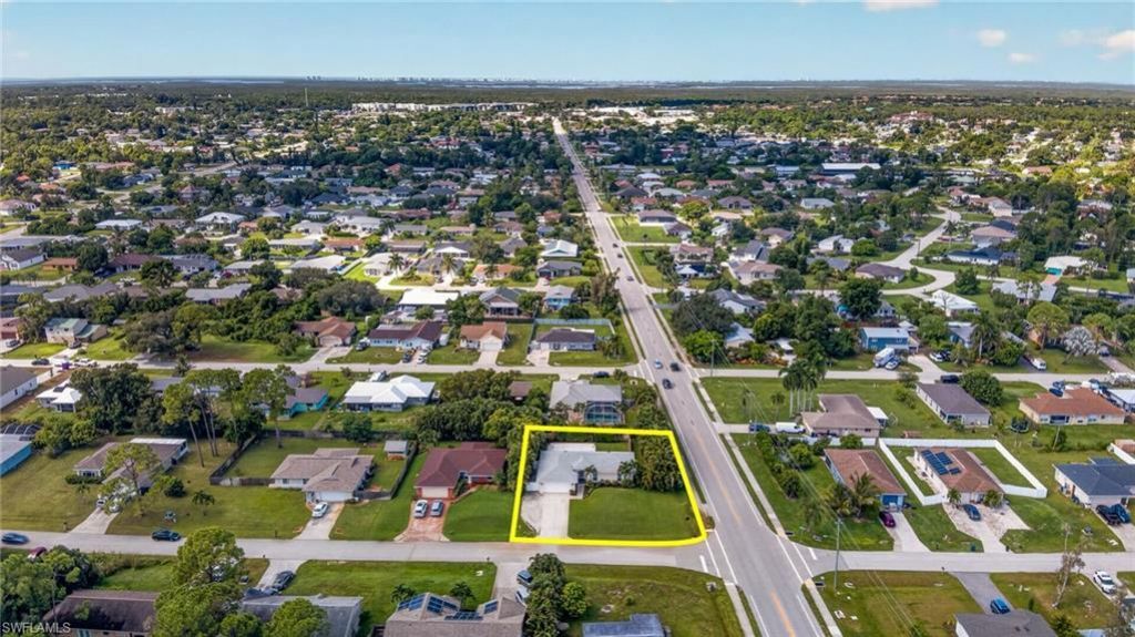 18502 Sunflower Rd, Fort Myers, FL 33967 Photo