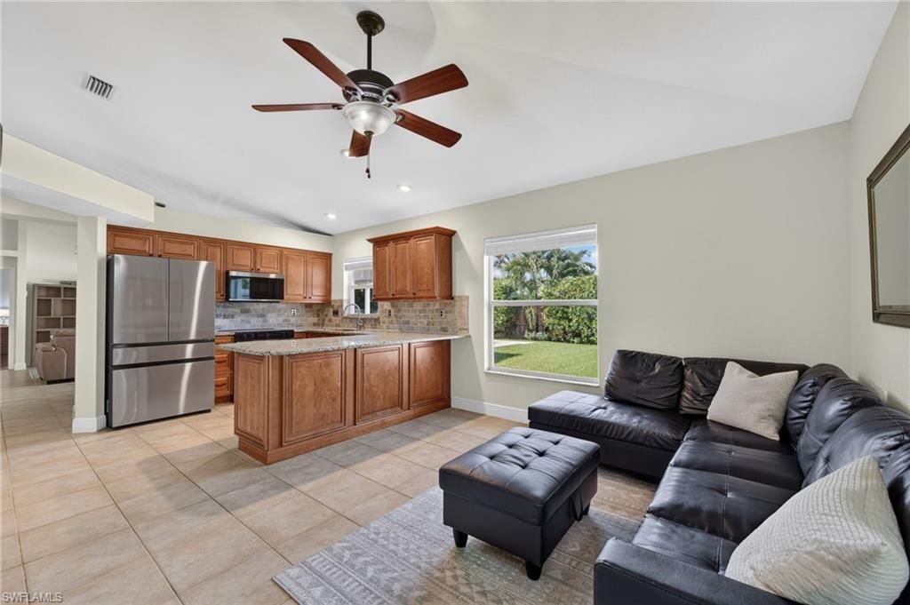 18502 Sunflower Rd, Fort Myers, FL 33967 Photo