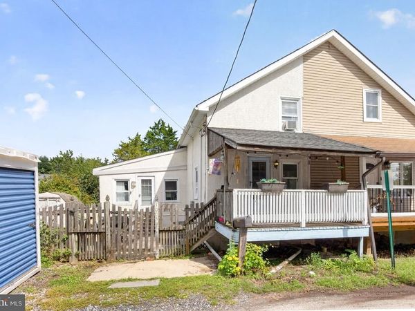 1003 LIVINGSTON AVENUE, PHOENIXVILLE, PA 19460